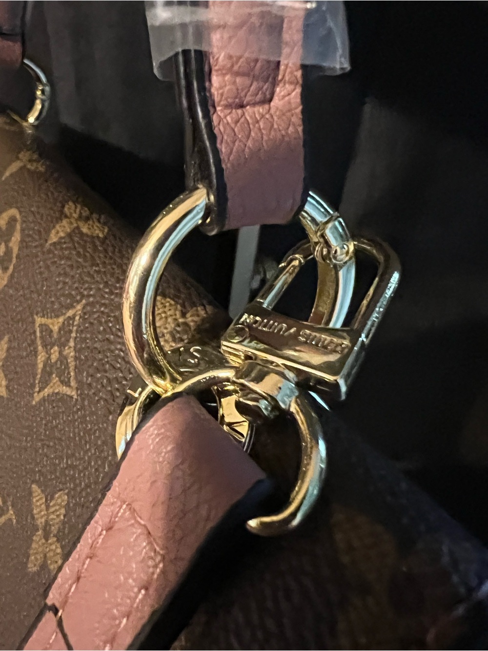 Louis Vuitton Pink Monogram Envelope Satchel - Picture 4 of 15